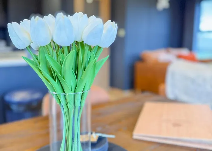 Blackthorn Timber Chalet *